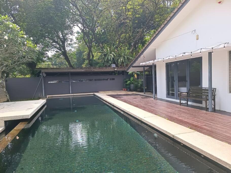 Secret Garden Pj Pool Villa Petaling Jaya Exterior foto