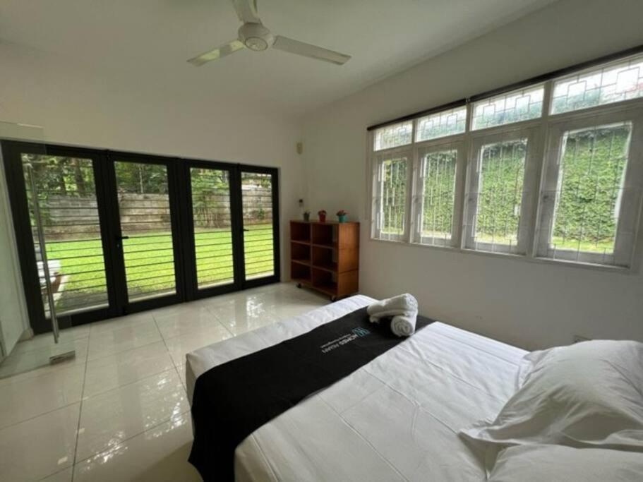 Secret Garden Pj Pool Villa Petaling Jaya Exterior foto