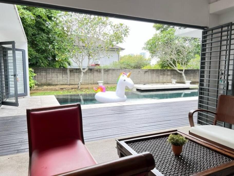 Secret Garden Pj Pool Villa Petaling Jaya Exterior foto