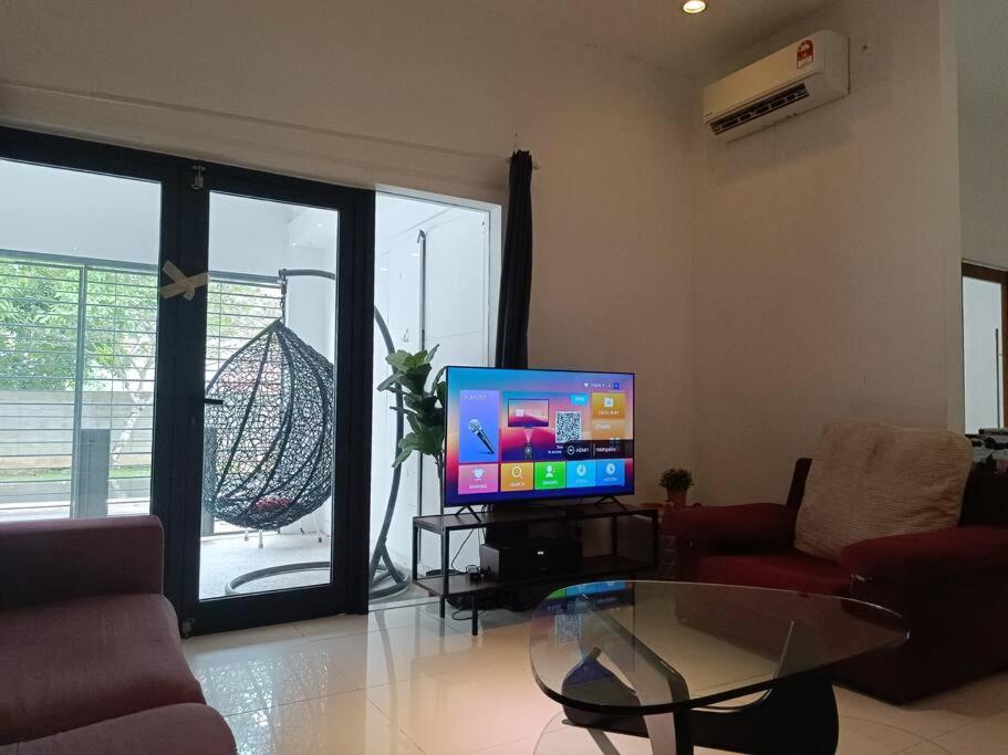 Secret Garden Pj Pool Villa Petaling Jaya Exterior foto