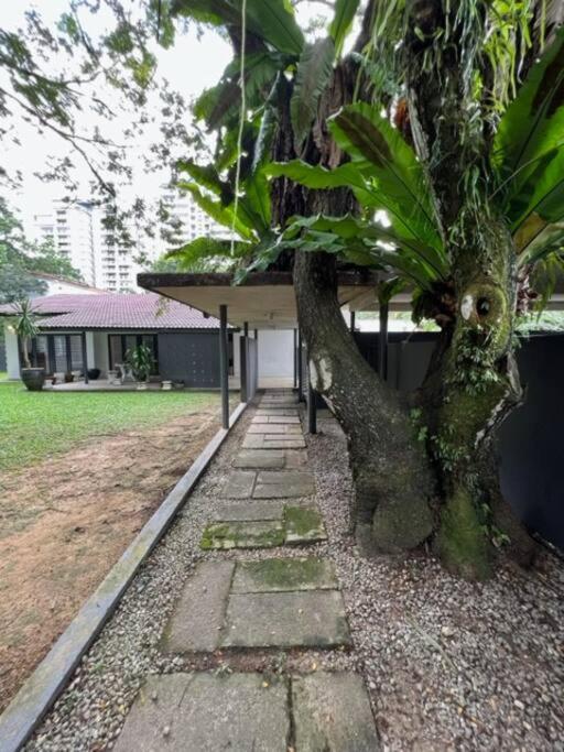 Secret Garden Pj Pool Villa Petaling Jaya Exterior foto