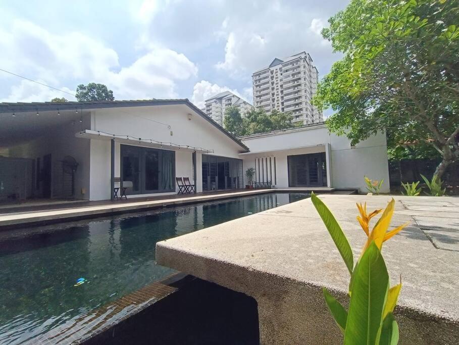 Secret Garden Pj Pool Villa Petaling Jaya Exterior foto