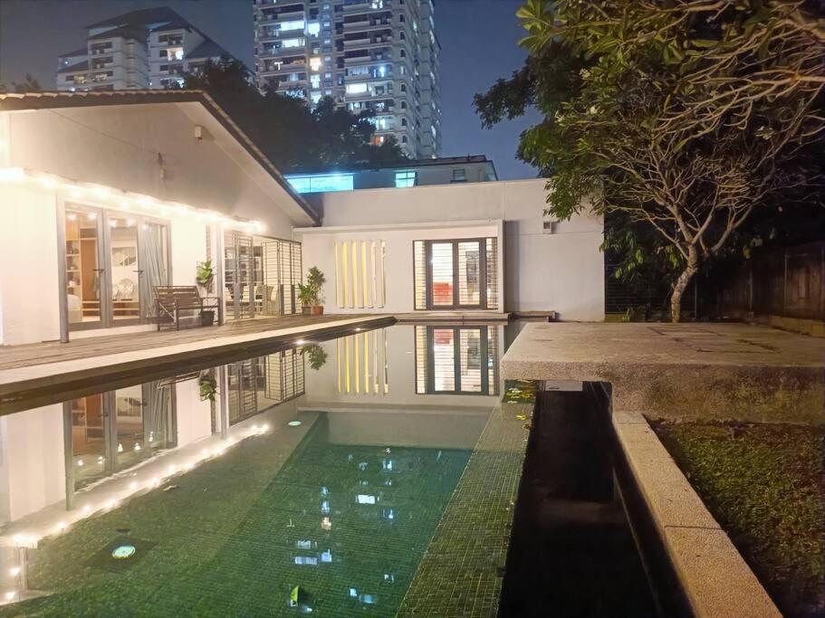 Secret Garden Pj Pool Villa Petaling Jaya Exterior foto