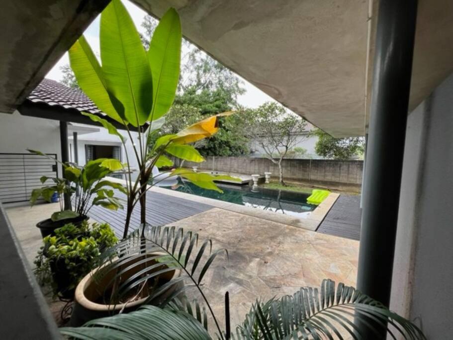 Secret Garden Pj Pool Villa Petaling Jaya Exterior foto